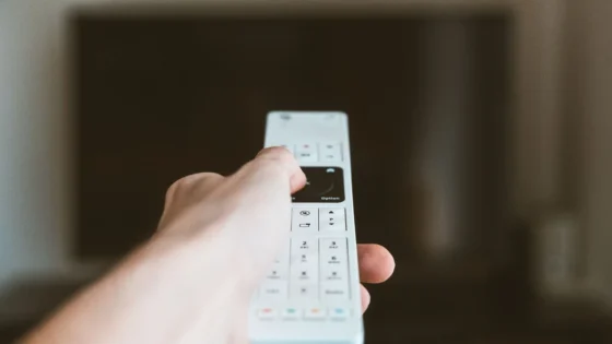 How to Clear Your Netflix Continue Watching List